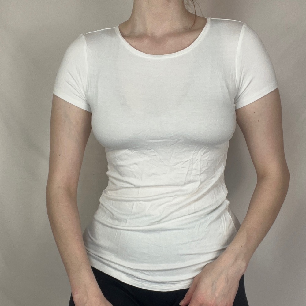 NWT WHBM basic white scoop neck tshirt XXS